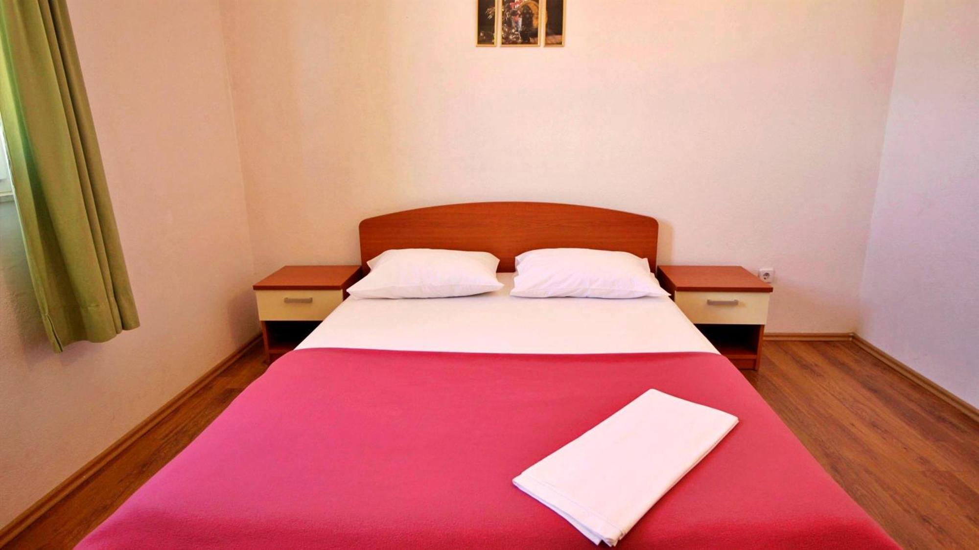Apartments Marko Nemira โอมิช ห้อง รูปภาพ
